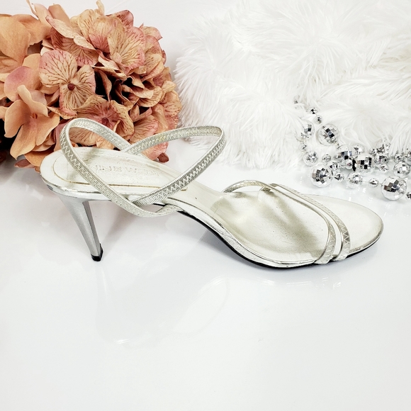 NINE WEST Strappy heels shoes size 6M - Picture 5 of 8